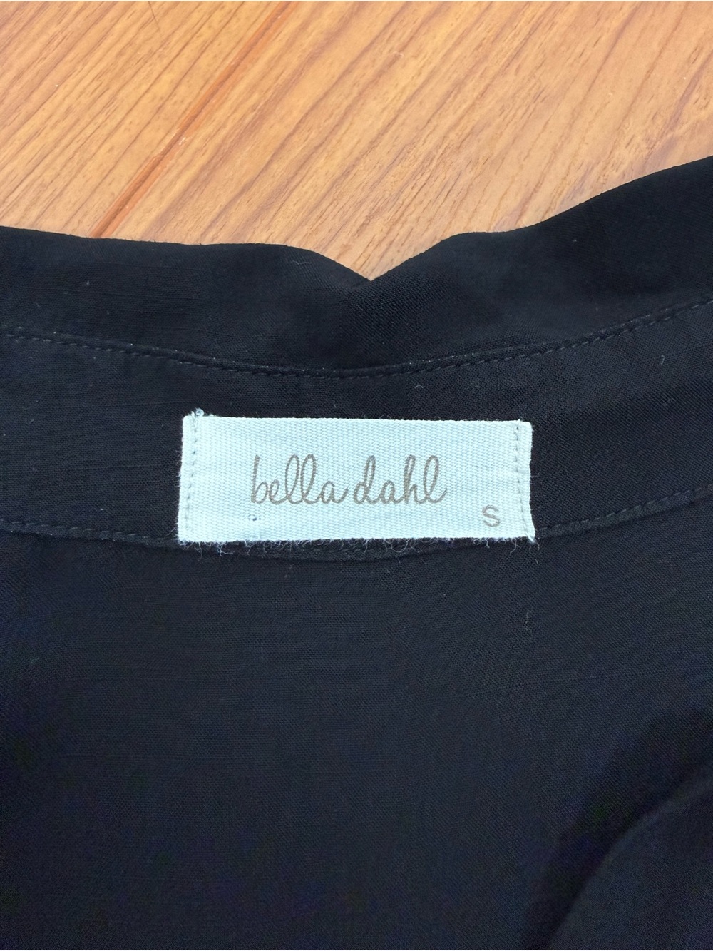 Bella Dahl Black Button Down High Low Shirt Size Small - Picture 8 of 9